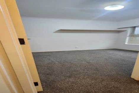 Photo of property in 1/190 Coronation Road, Hillcrest, Auckland, 0627