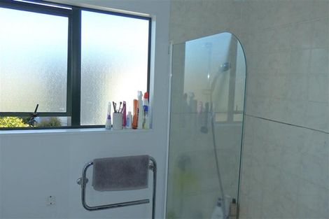 Photo of property in 42 Park Avenue, Papatoetoe, Auckland, 2025