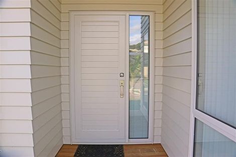 Photo of property in 6 Hapuka Close, Snells Beach, 0920