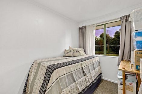 Photo of property in 9 Swanson Oaks, Swanson, Auckland, 0612