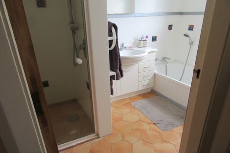 Photo of property in 8 Fergusson Street, Waterloo, Lower Hutt, 5011