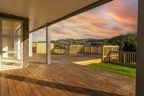 Photo of property in 24 Farnworth Terrace, Churton Park, Wellington, 6037