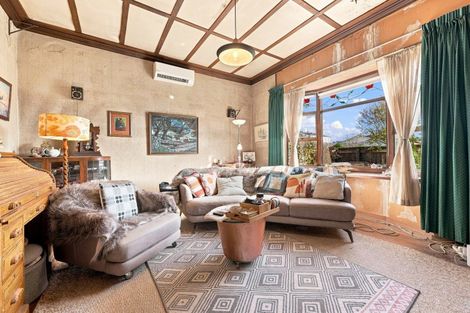Photo of property in 55 Royal Crescent, Saint Kilda, Dunedin, 9012
