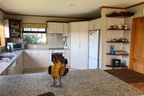 Photo of property in 37 Kerrytown Road, Levels, Timaru, 7975