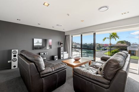 Photo of property in 43 Freyberg Street, Otumoetai, Tauranga, 3110