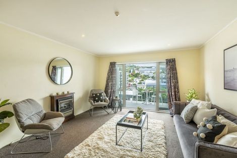 Photo of property in Grosvenor Cl, 21/6 Brown Street, Mount Cook, Wellington, 6021