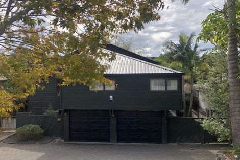 Photo of property in 2/69 Saddleback Rise, Murrays Bay, Auckland, 0630