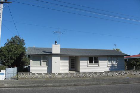 Photo of property in 7 Davy Street, Carterton, 5713