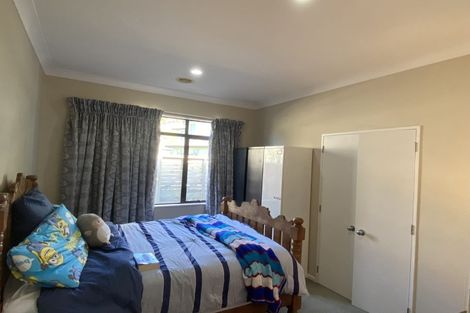 Photo of property in 13 Yarnbrook Grove, Churton Park, Wellington, 6037