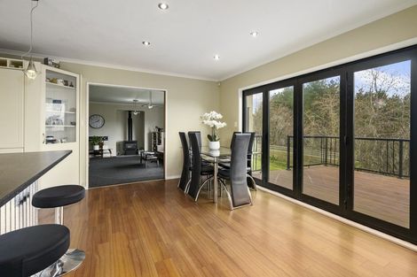 Photo of property in 106 Pacific Drive, Fitzherbert, Palmerston North, 4410