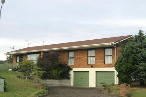 Photo of property in 6 Chilton Drive, Paraparaumu, 5032