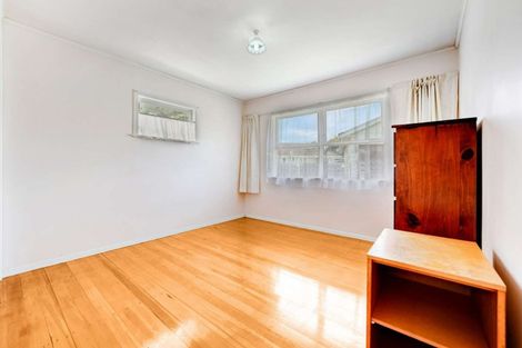 Photo of property in 27 Kairanga Street, Mangere East, Auckland, 2024