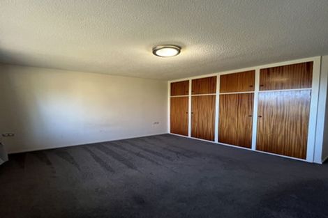 Photo of property in 1/2 Lodge Place, Ilam, Christchurch, 8041