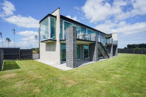 Photo of property in 89 Sunrise Drive, Seaward Bush, Invercargill, 9812