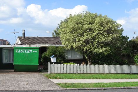 Photo of property in 30 Luton Avenue, Sunnyhills, Auckland, 2010