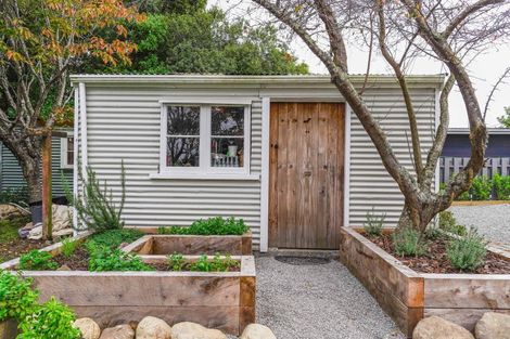 Photo of property in 21 Bethune Street, Featherston, 5710