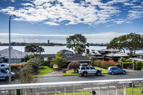 Photo of property in 2/14 Lake View Road, Takapuna, Auckland, 0622