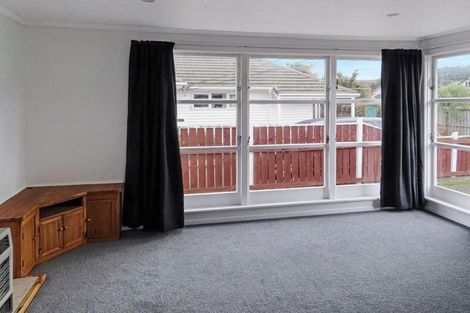 Photo of property in 35 Milton Street, Trentham, Upper Hutt, 5018