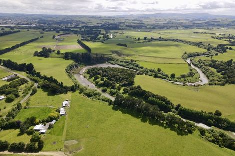 Photo of property in 201 Totaramahonga Road, Dannevirke, 4972