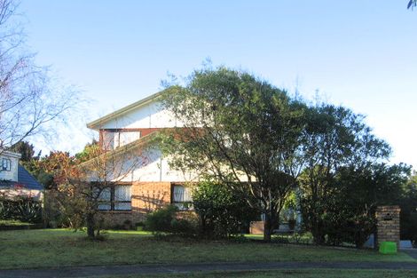 Photo of property in 8 Banksia Place, Goodwood Heights, Auckland, 2105