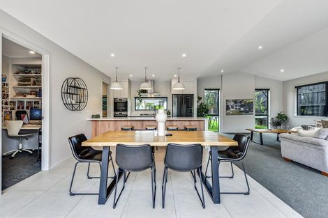 Photo of property in 17 Riverpoint Glade, Flagstaff, Hamilton, 3210