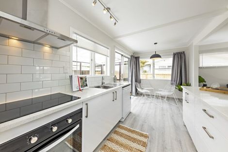 Photo of property in 19 Haddon Street, Mangere East, Auckland, 2024