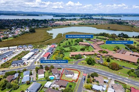 Photo of property in 213 Mahia Road, Wattle Downs, Auckland, 2103