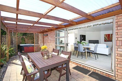 Photo of property in 35a Youngs Road, Papakura, 2110