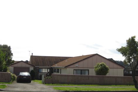 Photo of property in 11 Poplar Grove, Whalers Gate, New Plymouth, 4310