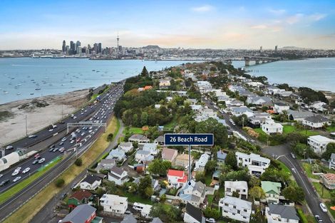 Photo of property in 1/14 Beach Road, Northcote Point, Auckland, 0627