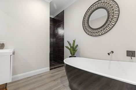 Photo of property in 31 Jarrett Terrace, Leamington, Cambridge, 3432