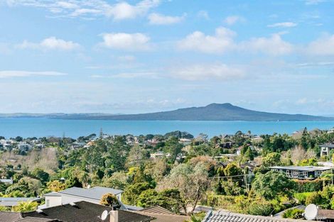 Photo of property in 41 Aberdeen Road, Castor Bay, Auckland, 0620