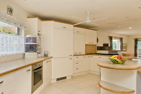 Photo of property in 66 Gillespie Place, Acacia Bay, Taupo, 3385
