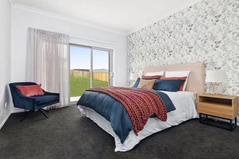 Photo of property in 38 Harbour Crest Drive, Waiuku, 2123