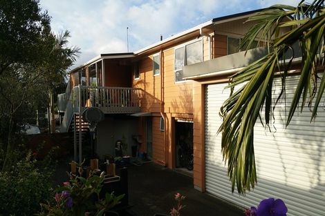 Photo of property in 28 Weranui Road, Waiwera, Orewa, 0994