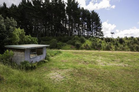 Photo of property in 325 Kaipi Road, Hillsborough, New Plymouth, 4372
