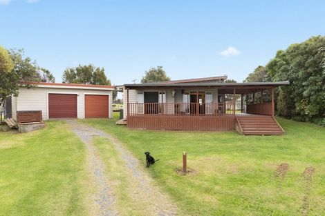 Photo of property in 3031 Awhitu Road, Awhitu, Waiuku, 2684