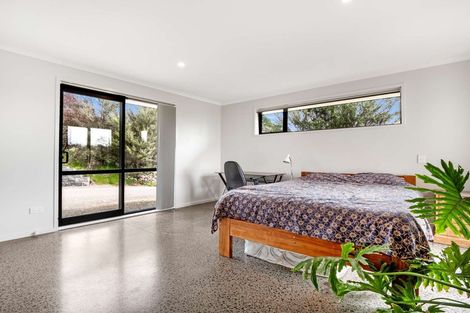 Photo of property in 103 Mcleod Road, South Head, Helensville, 0874