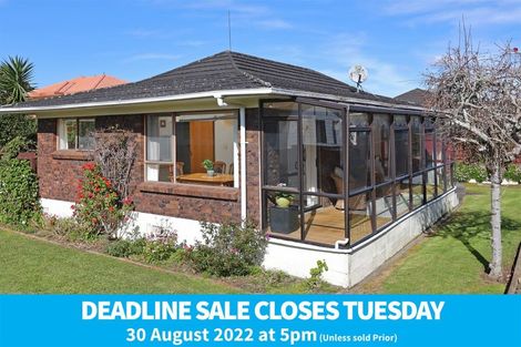 Photo of property in 8/33 Swanson Road, Henderson, Auckland, 0610