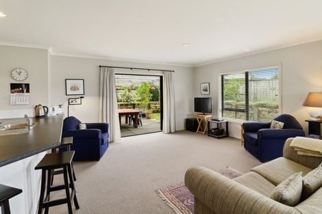 Photo of property in 51 Hamon Place, Pukehangi, Rotorua, 3015