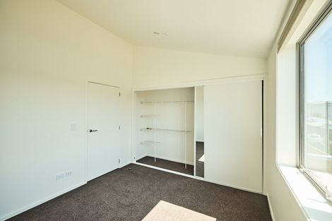 Photo of property in 28 Te Puketoka Lane, Mangere, Auckland, 2022