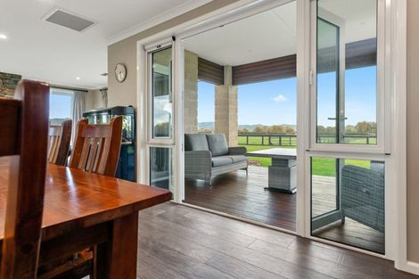 Photo of property in 44 Seachange Drive, Leamington, Cambridge, 3432