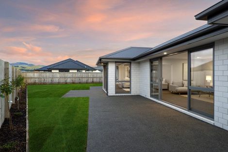 Photo of property in 26 Paradise Way, Halswell, Christchurch, 8025