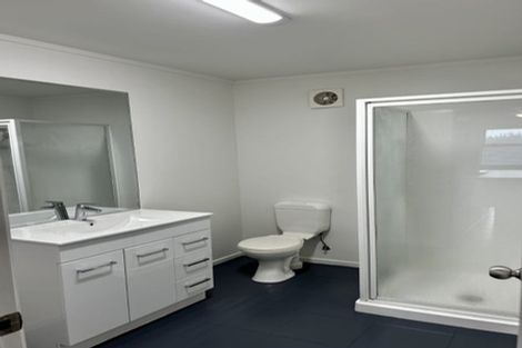 Photo of property in 9 Ramoana Mews, Shelly Park, Auckland, 2014