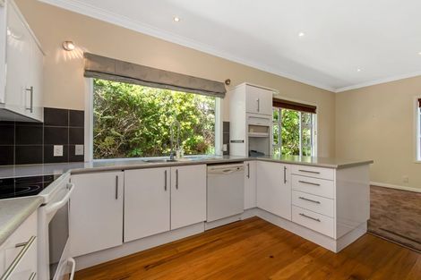 Photo of property in 10 Ardross Avenue, Khandallah, Wellington, 6035