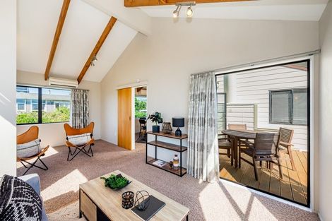 Photo of property in 343 Te Horo Beach Road, Te Horo Beach, Otaki, 5581