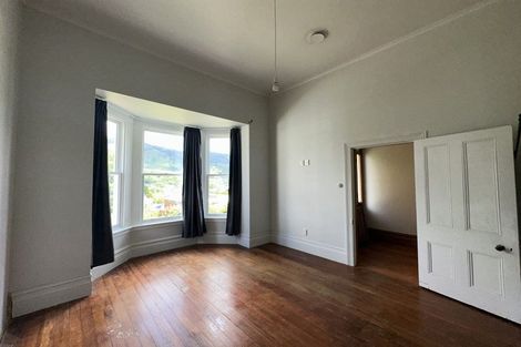 Photo of property in 121 Wellington Street, Picton, 7220