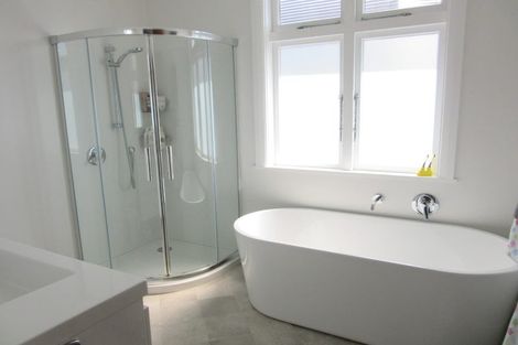 Photo of property in 25 Chamberlain Road, Karori, Wellington, 6012