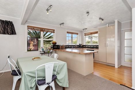 Photo of property in 126 Masters Avenue, Silverdale, Hamilton, 3216