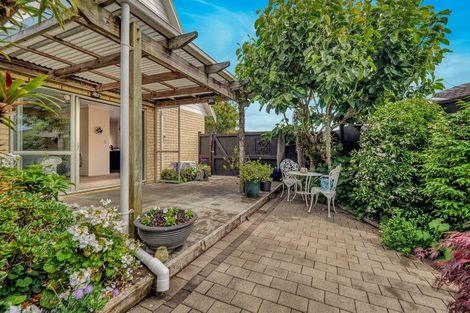 Photo of property in 9b Abercrombie Street, Howick, Auckland, 2014